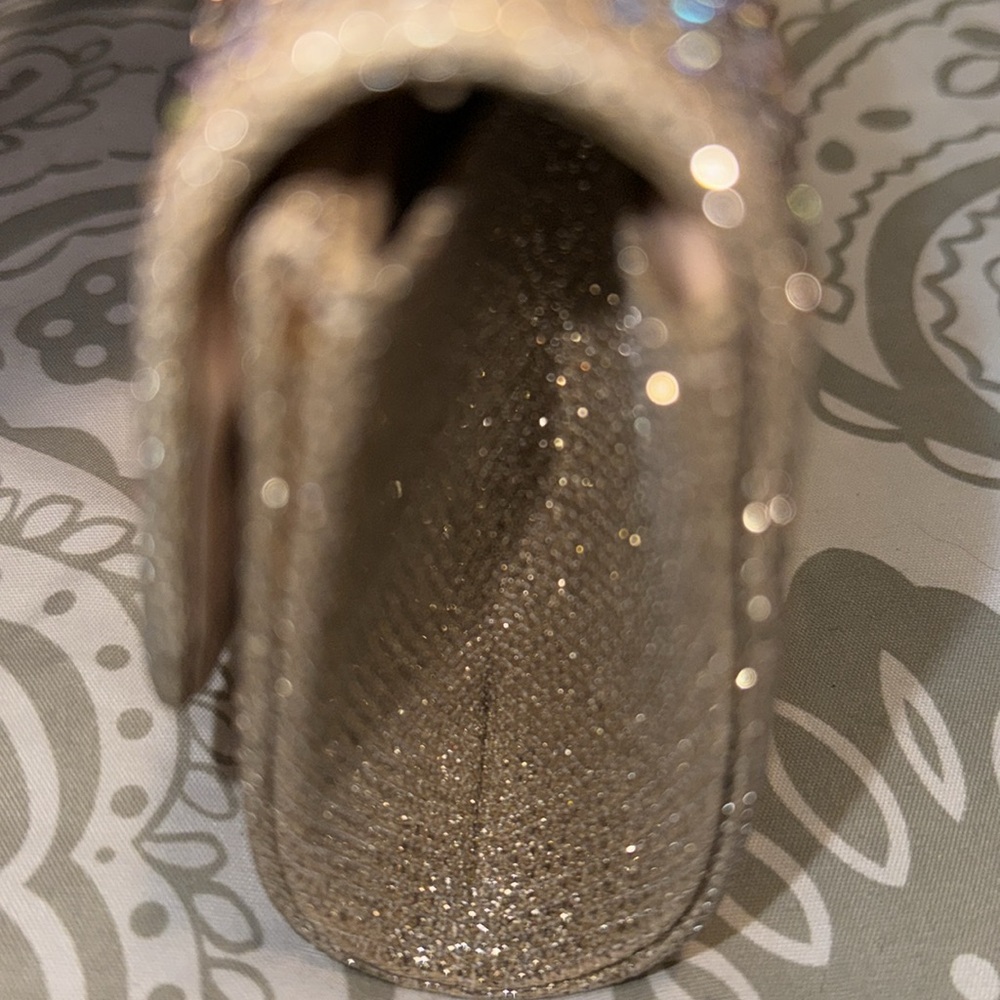 Purse - Picture 4 of 7